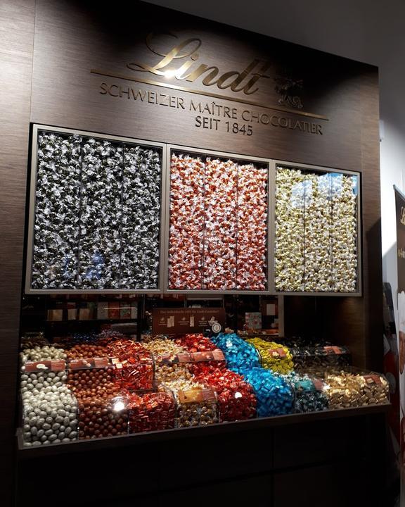 Lindt